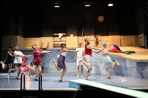 Theatre: Stupid Fucking Bird | woxx