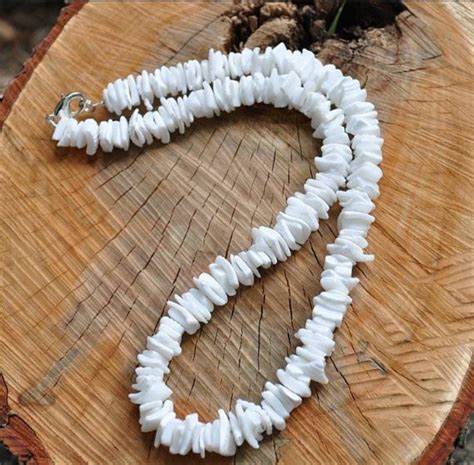 Hawaiian white puka shell chip heishe surfer necklace – Artofit
