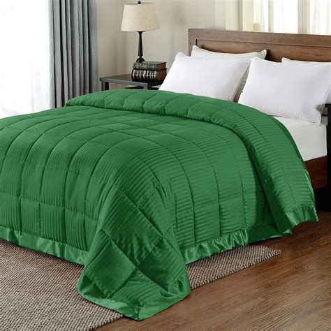 Amazon.com: downluxe Queen size Blanket with Satin Trim, Lightweight ...