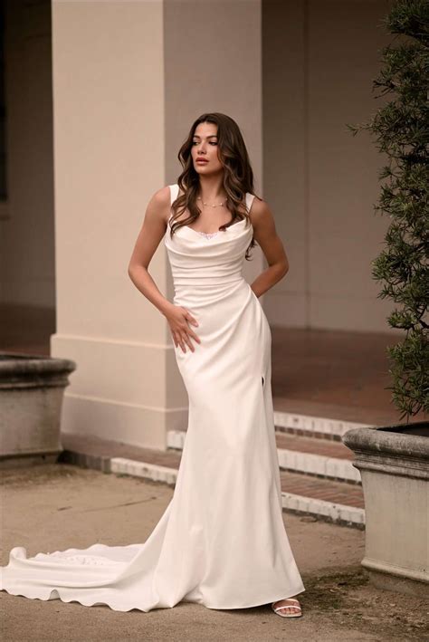 Bromley D3823 Essense of Australia Wedding Dress Dorset