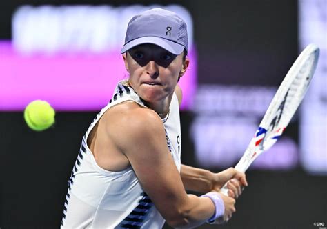 "Men are more physically strong": Iga Swiatek doubts feasibility of ...