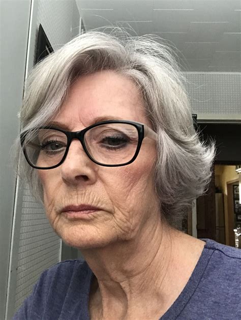 Pin by Ákos György Németh on öregség | Beautiful women over 50, Old ...