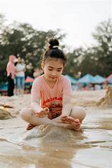 Young Girl Peeing Photos, Download The BEST Free Young Girl Peeing ...