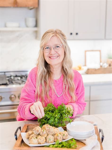 Easy Ranch-Style Beans Recipe for a Savory Tex-Mex Side - Intentional ...