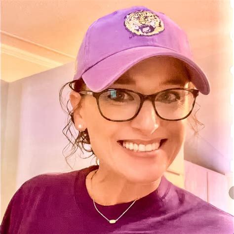 EPISODE 069: RUNNING A SOLO CLEANING BUSINESS & HER RISE TO TIKTOK FAME ...