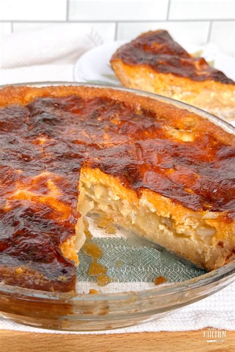 Vidalia Onion Pie - Granny's in the Kitchen