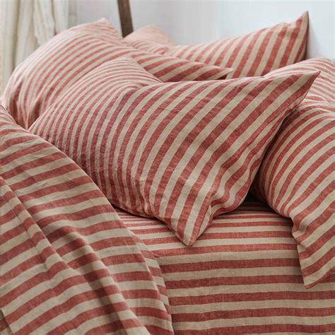 Sandstone Red Pembroke Stripe Linen Blend Fitted Sheet | Piglet in Bed US