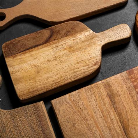 The Essential Guide To Choosing The Best Type Of Wood For Cutting Boards