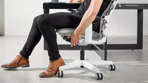 10 Things You Should Know About Sitting Indian Style