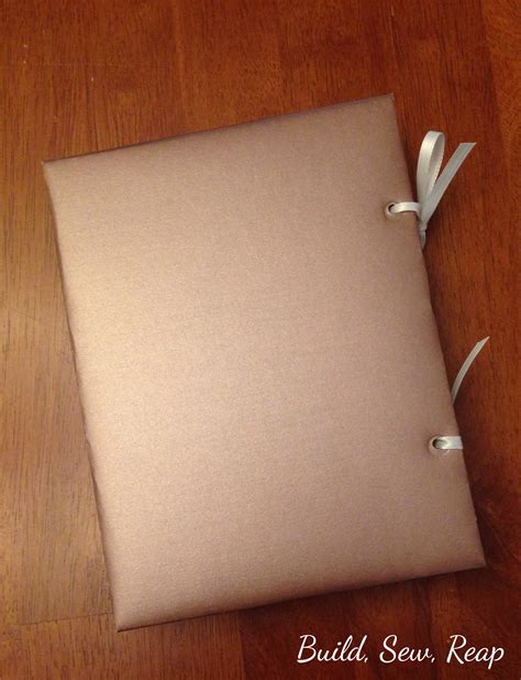 Build Sew Reap: Holiday Card Book