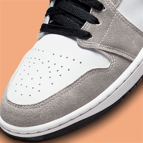 Air Jordan 1 Low "Flight Club" DX4334-008 | SneakerNews.com