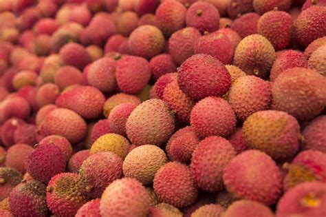 Fruits That Look Like Lychee