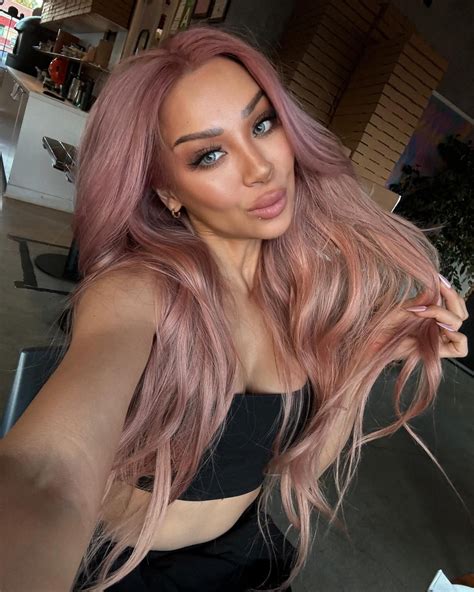 dannierielfree OnlyFans - Canadian Lingerie Glamour & Curated PPV