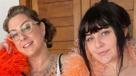 American Pickers Star Danielle Colby Shares New Pic Of Daughter Memphis ...