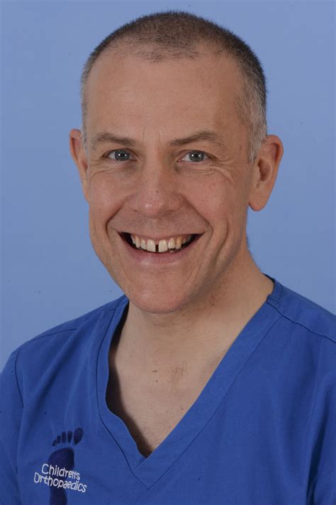 Consultant Paediatric Orthopaedic Surgeons — Children's Orthopaedics ...