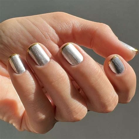 16 Silver Chrome Nail Ideas for a Futuristic Manicure