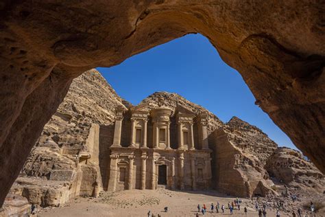 Jordan forecasts 2.5% growth - ANBA News Agency