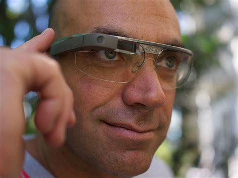 When Were Smart Glasses Invented | Robots.net