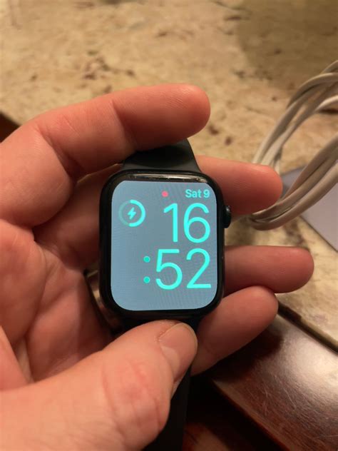 Apple Watch Screen Glitch - Apple Community