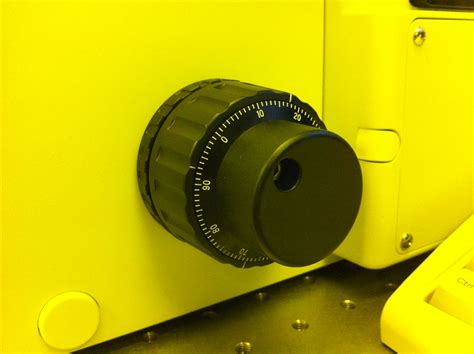 Adjustment Knob On A Microscope at Sherry Ramos blog