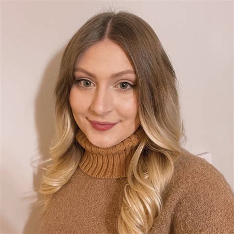 Kayla Hill - Senior Associate, Programmatic Trading - Xaxis | LinkedIn