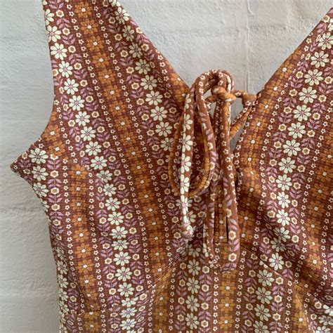 Ghanda Size 8 Brown One Piece Swimsuit