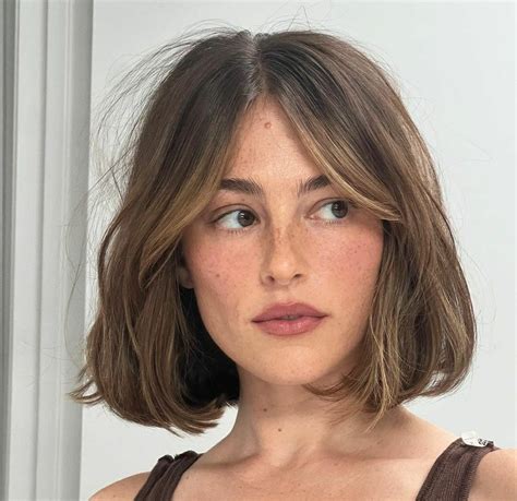 ig: @analuisacorrigan | Straight hairstyles, Short hair cuts, Hair cuts