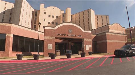 Fulton County Jail death investigation underway | 11alive.com
