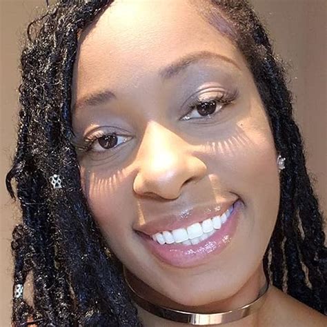Nicole Commodore's Amazon Page