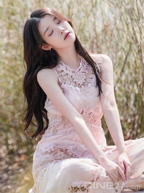 IU Image #444682 - Asiachan KPOP Image Board