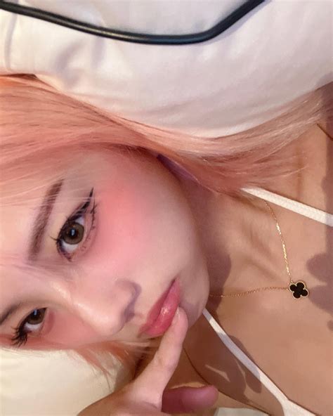 Daily Vyvan 💜 : r/VyvanLe