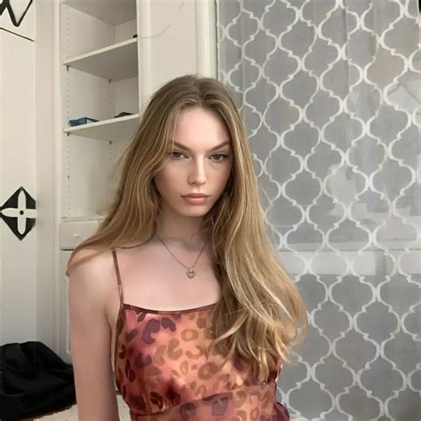 Alex Consani Age, Height, Weight, Net Worth, Parents, Real Name