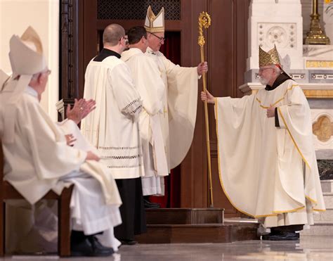 Richard Henning installed as 7th archbishop of Archdiocese of Boston