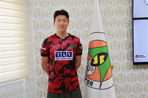 South Korean ace faces prison sentence for filming illegal sex tapes