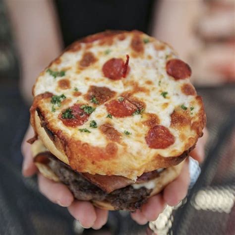 Meatzilla’s Pizza Bun Hamburgers Mean You Never Have To Choose Between ...