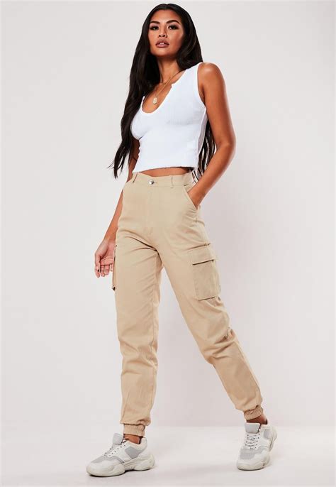 Tan Pants Outfit Women's: A Stylish And Versatile Choice In 2023