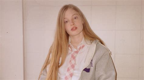 Vivian Jenna Wilson on Twitter, Astrology, Chappell Roan, and the End of the World | Teen Vogue