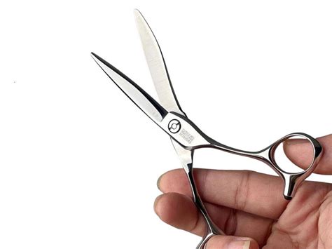 L'art et le cadeau • Mizutani Scissors France - Site Officiel
