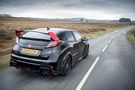 Honda Civic Type-R Black Edition - A final version of the ballistic hot ...