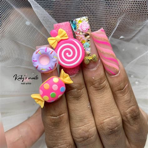 21 Cutest Candy Nails - Sparkling Boy Ideas