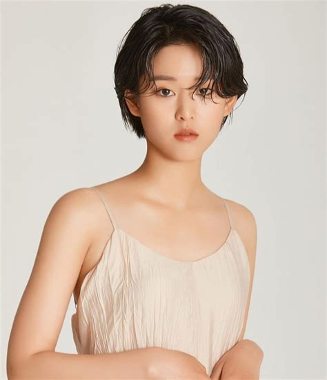 Lee Yeon