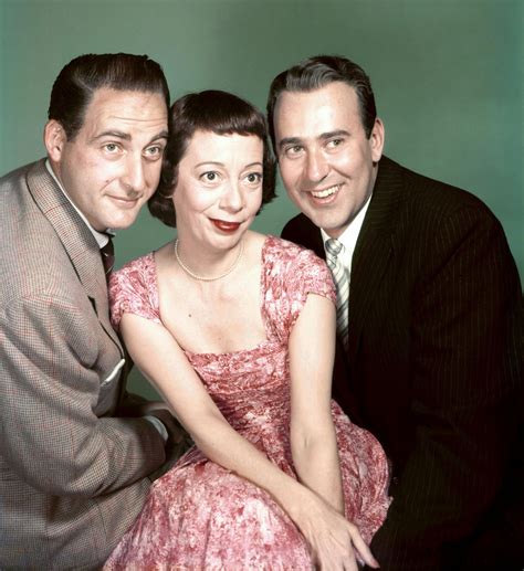 1950s TV Shows: A Guide to 101 Classic TV Shows From the Decade ...