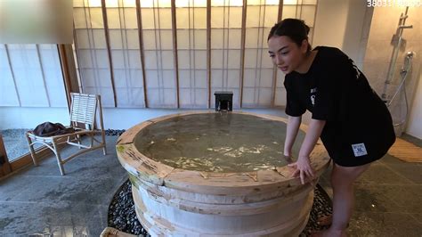 Sakura Shymko's feet