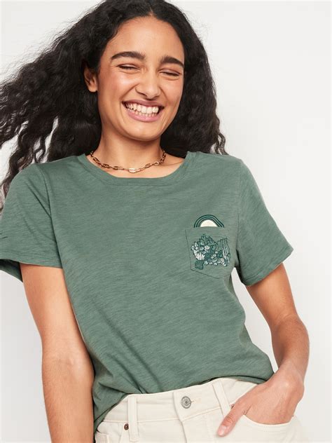 Short-Sleeve EveryWear Graphic Pocket T-Shirt | Old Navy