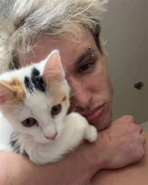 Ethan Luvs | meet Lily. | Instagram