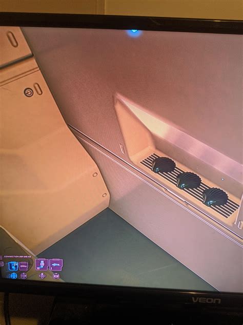 Easter Egg - Demolition Man (V's Toilet) 3 Sea Shells : r/cyberpunkgame