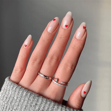 20 Simple Nail Designs for a Less-Is-More Manicure