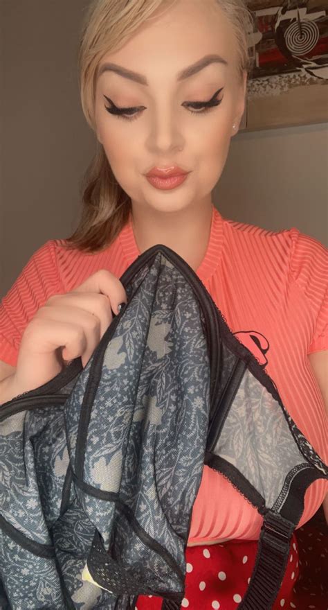 TW Pornstars - Micky Bells 18+♒️Mommy. Twitter. Yesterday I torn my bra ...