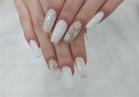Acrylic Nails Oxford MS: Professional Full Sets, Fills, and Custom Nail Art