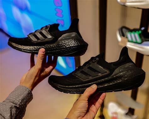 勘履現場 / BOOST 十週年 ADIDAS Ultraboost Light 輕量化核心有感進化 - KENLU.net